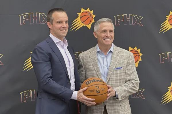 三巨頭走了倆，聯(lián)盟笑柄卻起飛了