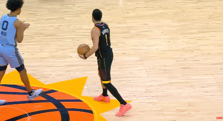 聰明的球員，不是教練教出來(lái)的