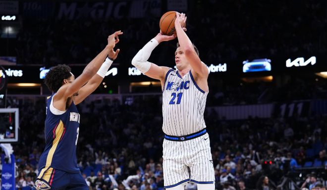 魔術(shù)3人20+獲勝！大瓦時(shí)隔386天復(fù)出8分 鵜鶘近11戰(zhàn)10敗