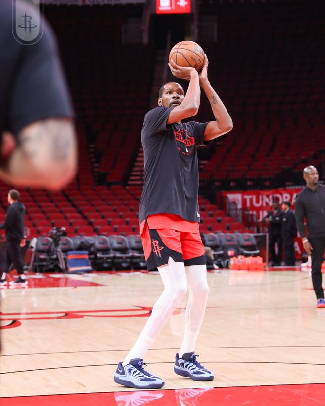 杜蘭特28+10火箭戰(zhàn)勝公牛結(jié)束3連敗，申京23+7+11湯普森23分