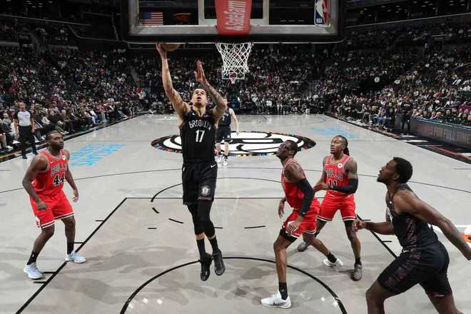 波特26+7準絕殺！籃網(wǎng)拒20分逆轉(zhuǎn)險勝公牛 武切維奇丟絕平三分