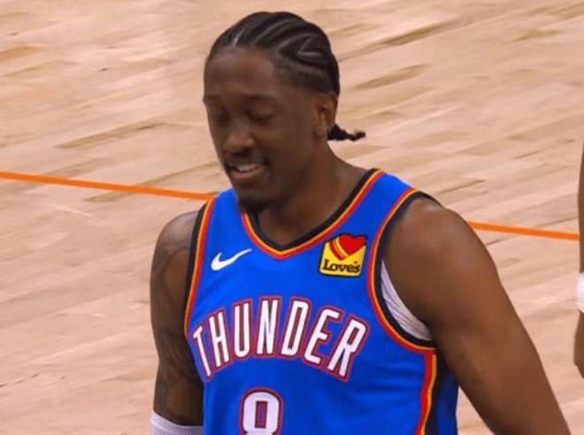 鞏固聯(lián)盟第一！雷霆27分大勝太陽 杰倫前11中11傷退28分